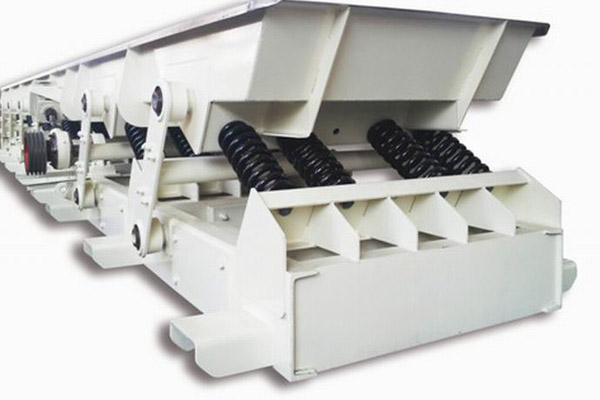 連桿振動輸送機（完全平衡式連桿振動輸送機、彈性連桿式振動輸送機）的優勢特征